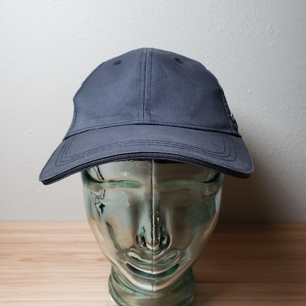 Lululemon Women's S/M Athletic Fitted Baseball Cap Dark Blue Sporty Running Gym